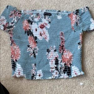 KENDALL AND KYLIE OFF THE SHOULDER CROP